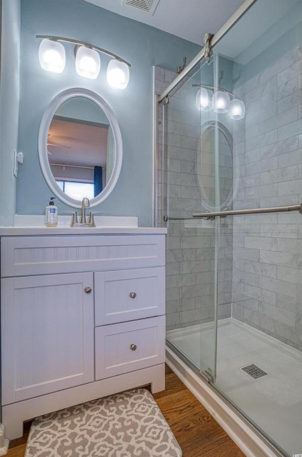 Beautiful Beachfront-Oceanfront First Floor 2Br 2Ba Condo In Cherry Grove, North Myrtle Beach! Renovated With A Fully Equipped Kitchen, 3 Separate Beds, Pool, Private Patio & Steps To The Sand! Екстер'єр фото
