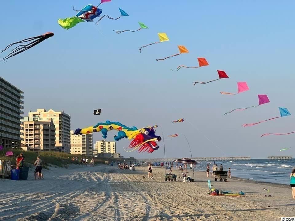 Beautiful Beachfront-Oceanfront First Floor 2Br 2Ba Condo In Cherry Grove, North Myrtle Beach! Renovated With A Fully Equipped Kitchen, 3 Separate Beds, Pool, Private Patio & Steps To The Sand! Екстер'єр фото